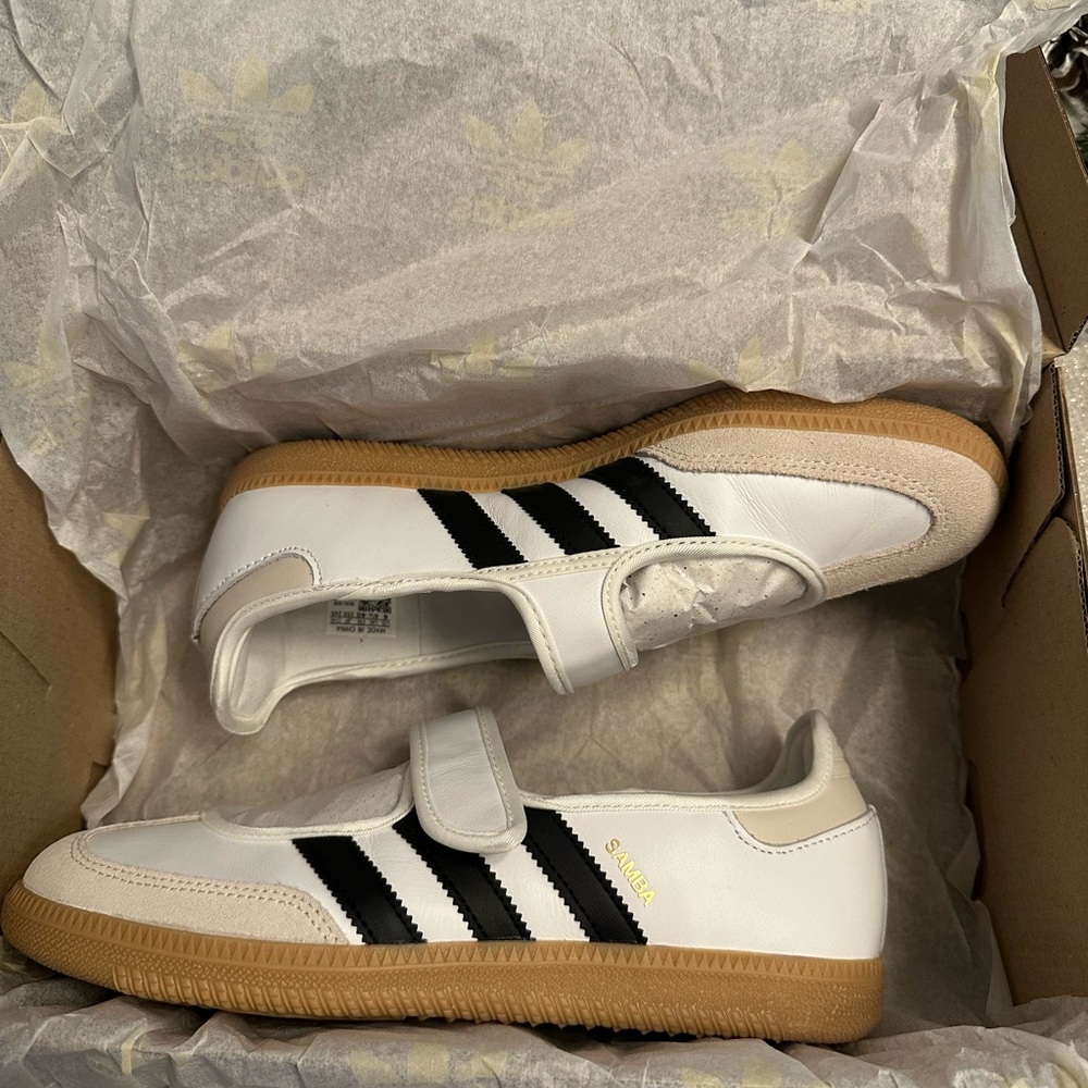 Adidas Samba Janes - White and Tan Flats with Black Stripes - Picture 13 of 14